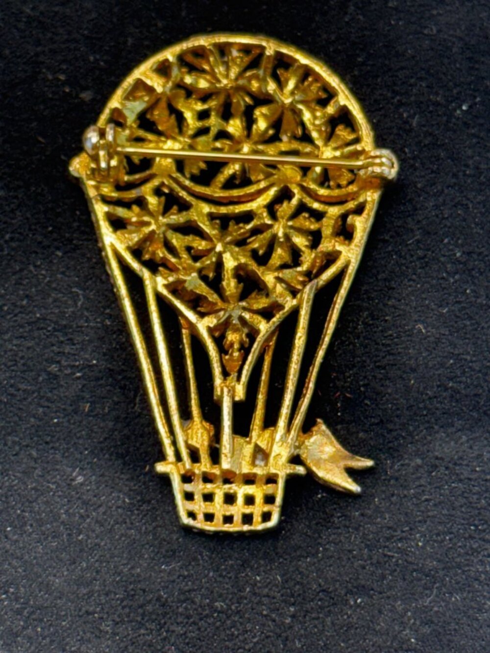Vintage Hot Air Balloon Brooch Pastel Rhinestone Enamel Gold Tone Figural Pin - Picture 2 of 5